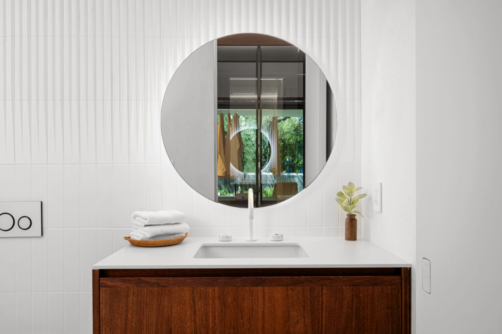 Custom-Cut Mirrors