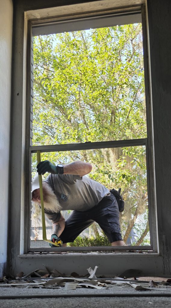 Fitting a new window sash